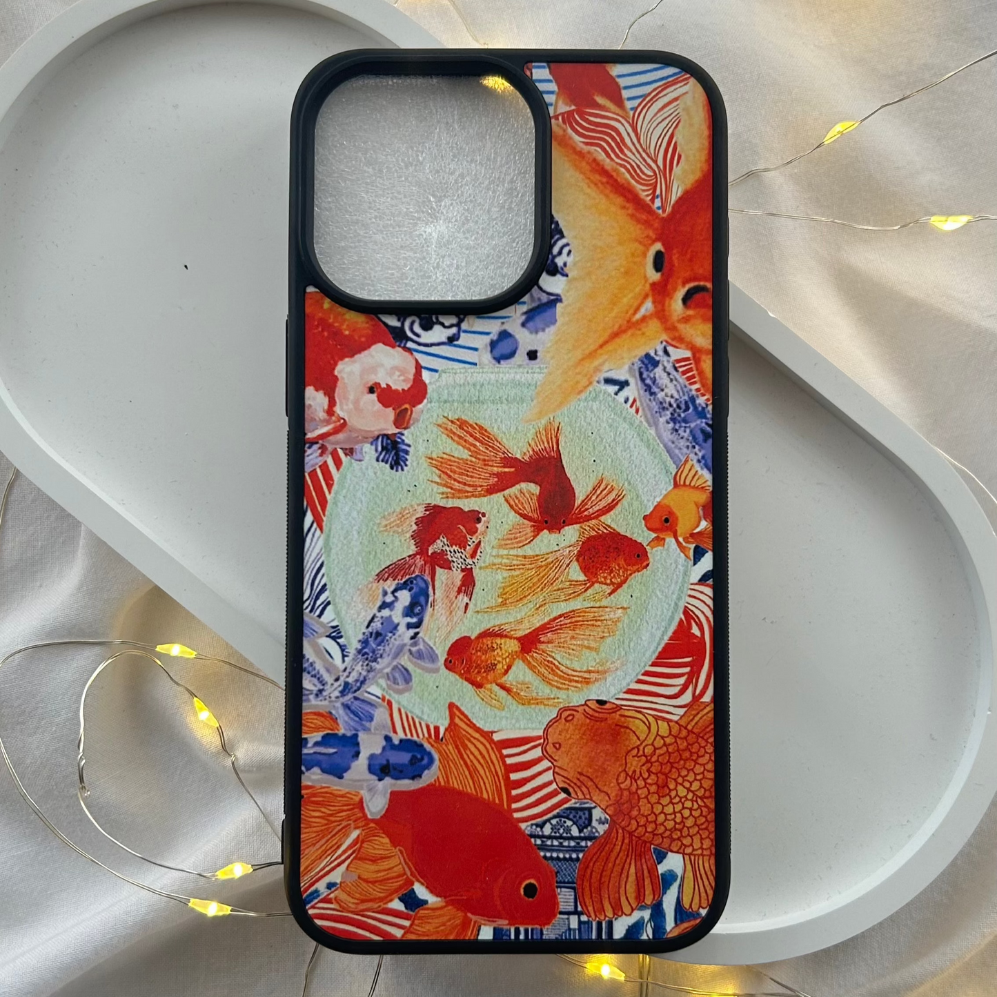 IPHONE 15 PRO MAX ORANGE FISH