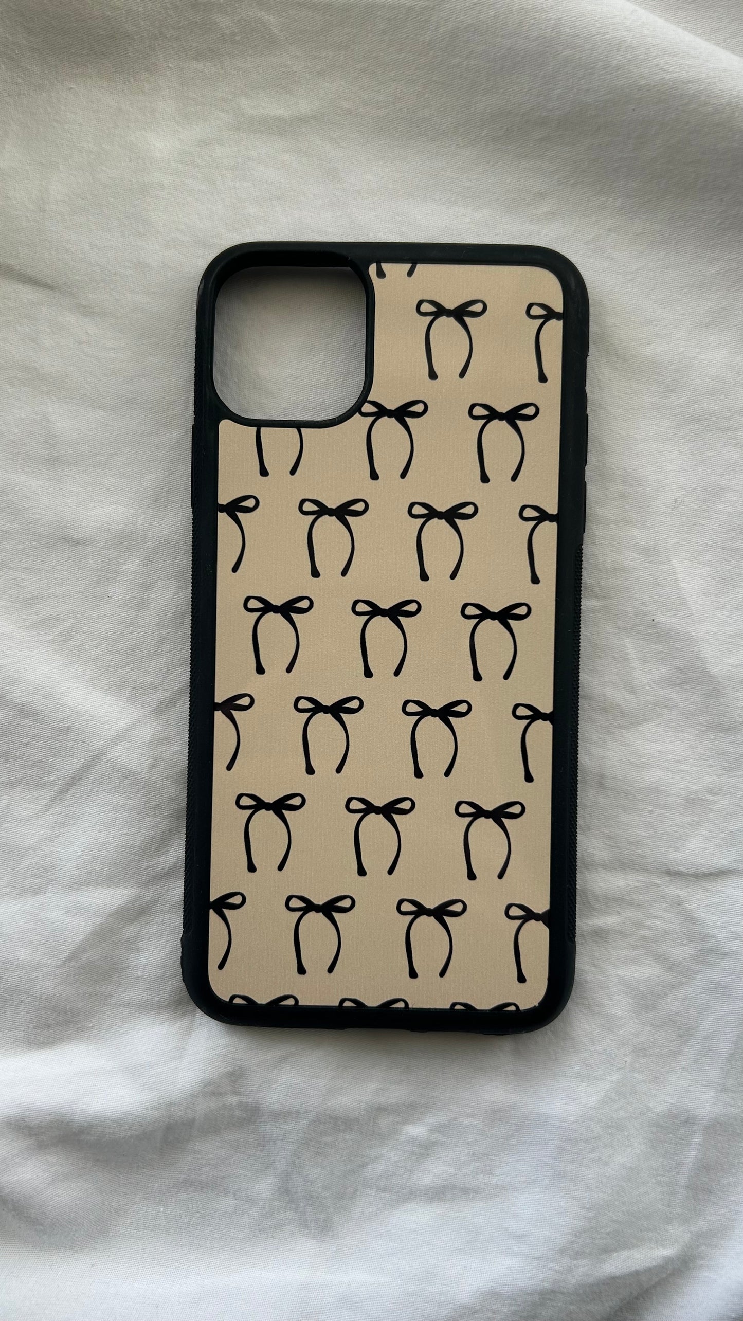 CLEARANCE 11 PRO MAX - Black Bows Phone Case